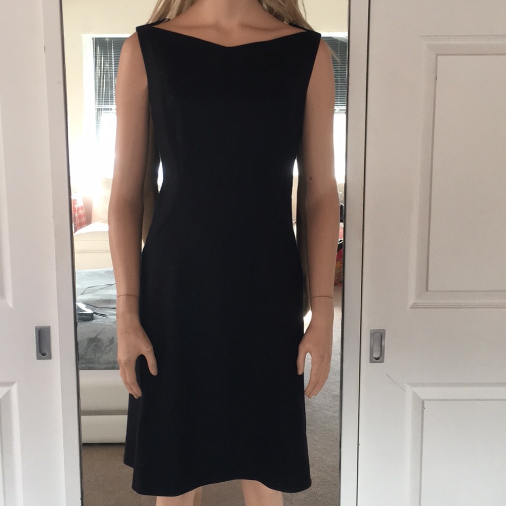 Amazing "Elie Tahari"Black Sleeveless A Line Dress